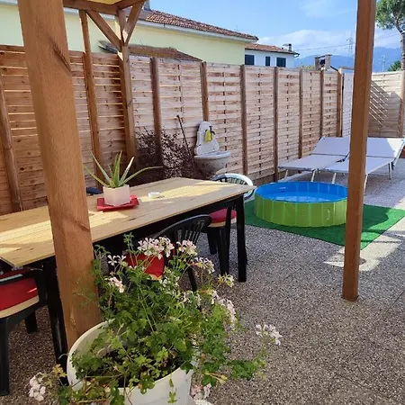 Feriehus House Viareggio